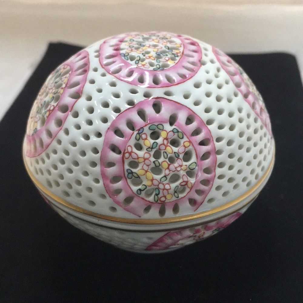 Vintage Antique Herend Pot Decor